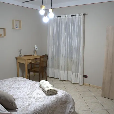 Tra Langhe E Monviso Apartament Novello